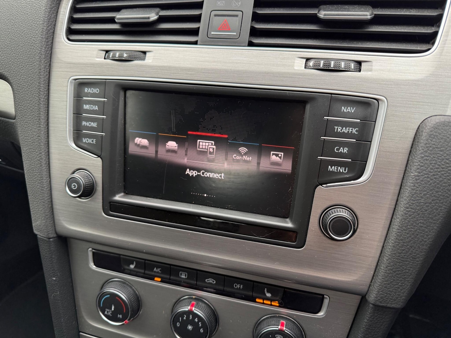 Used Volkswagen Golf 2016 for sale - 77109758: Photo 23