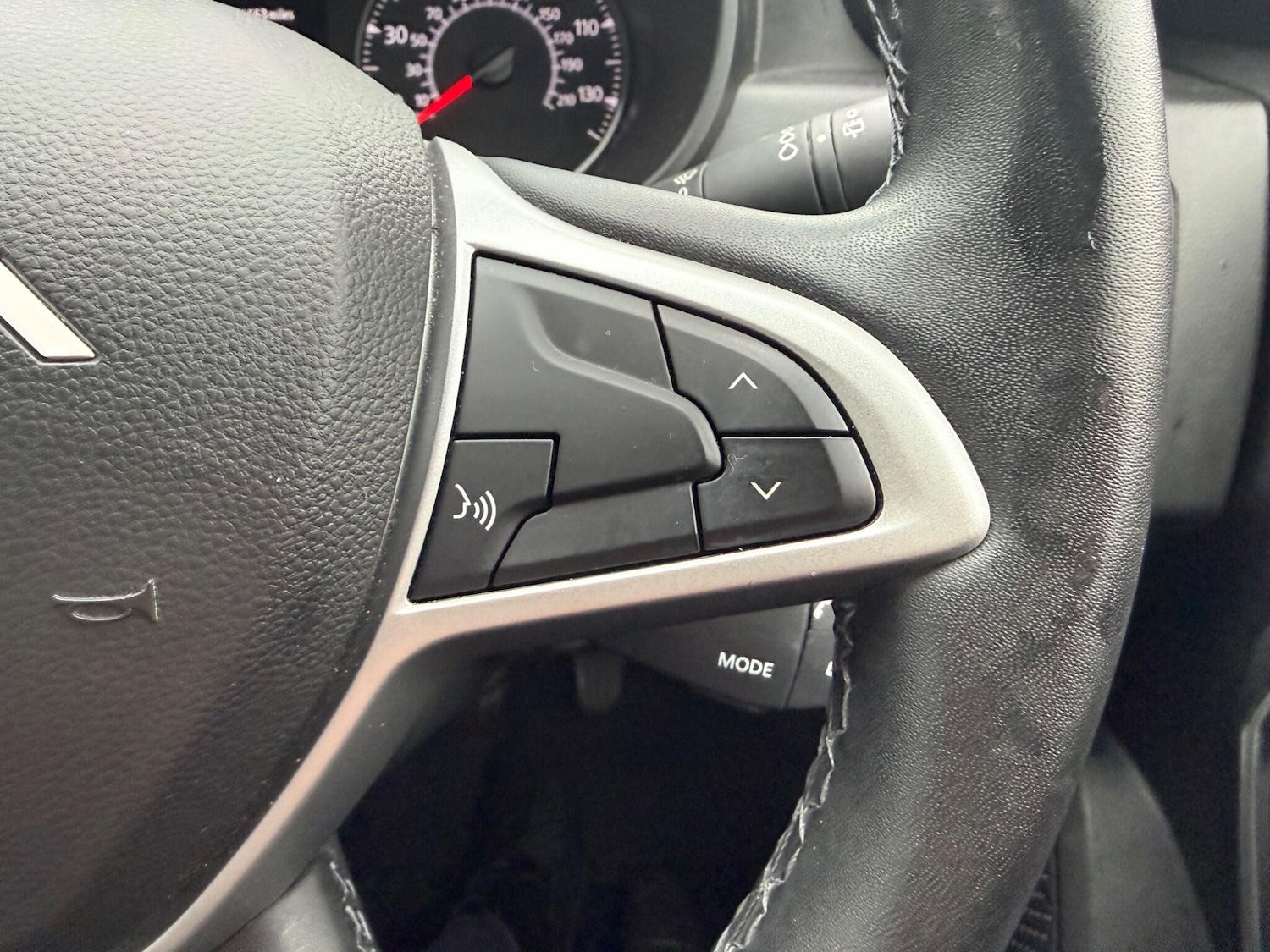 Used Dacia Duster 2023 for sale - 77537922: Photo 37