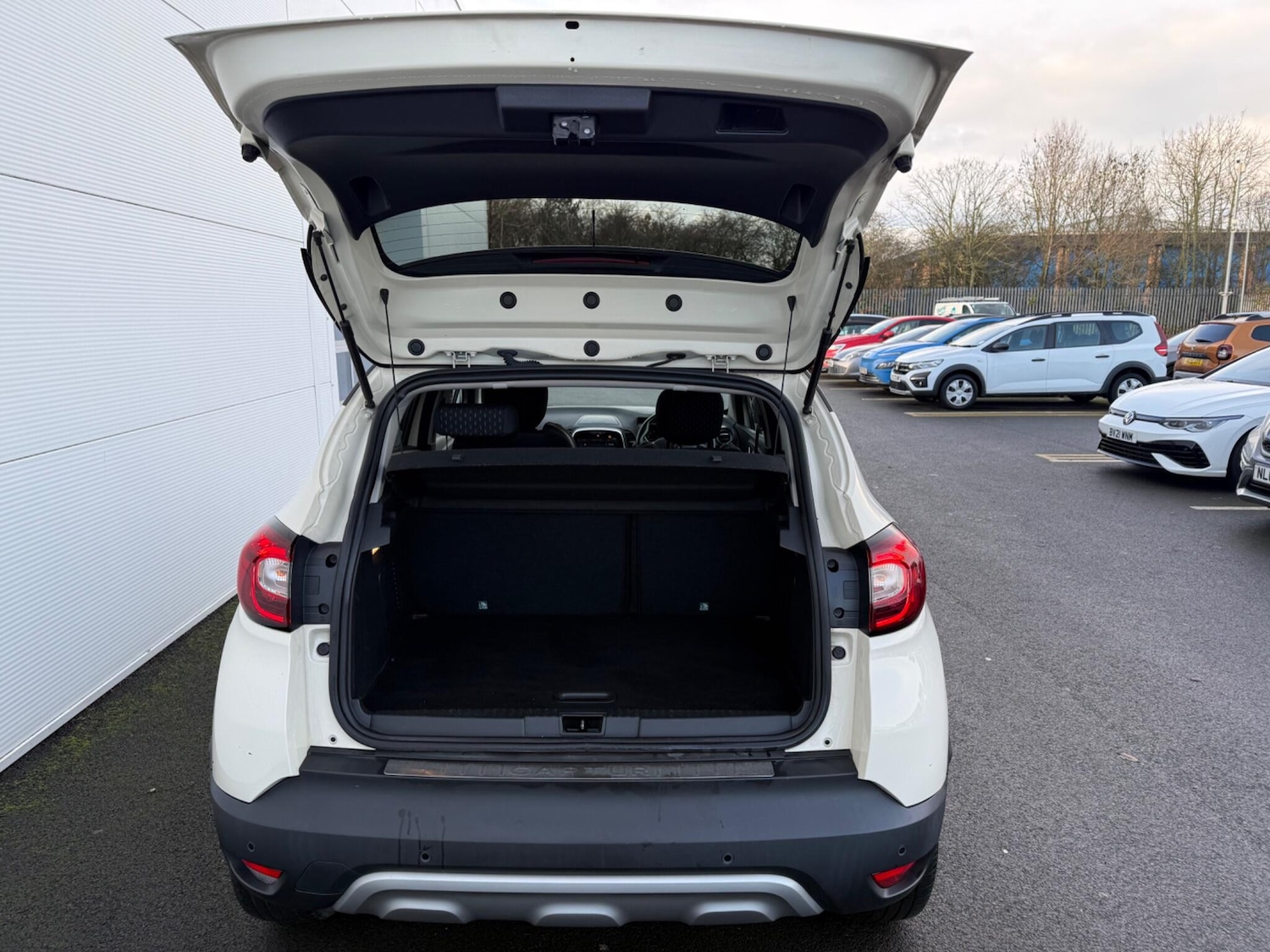 Used Renault Captur 2018 for sale - 77229661: Photo 19