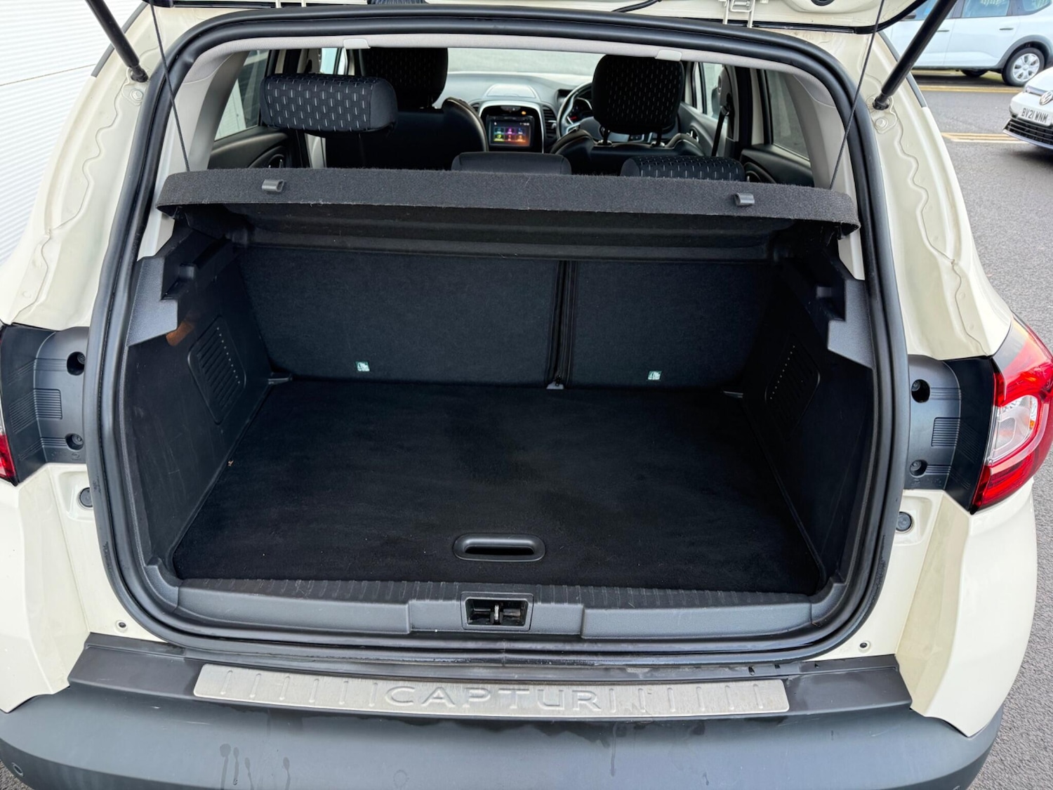 Used Renault Captur 2018 for sale - 77229661: Photo 20