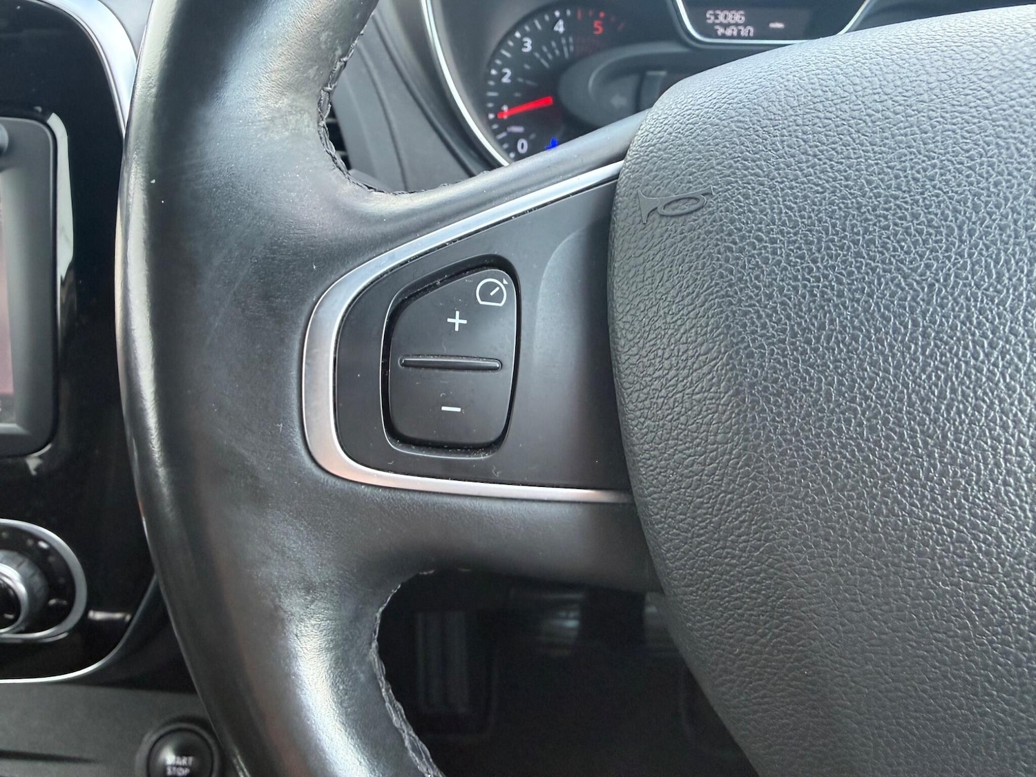 Used Renault Captur 2018 for sale - 77229661: Photo 31