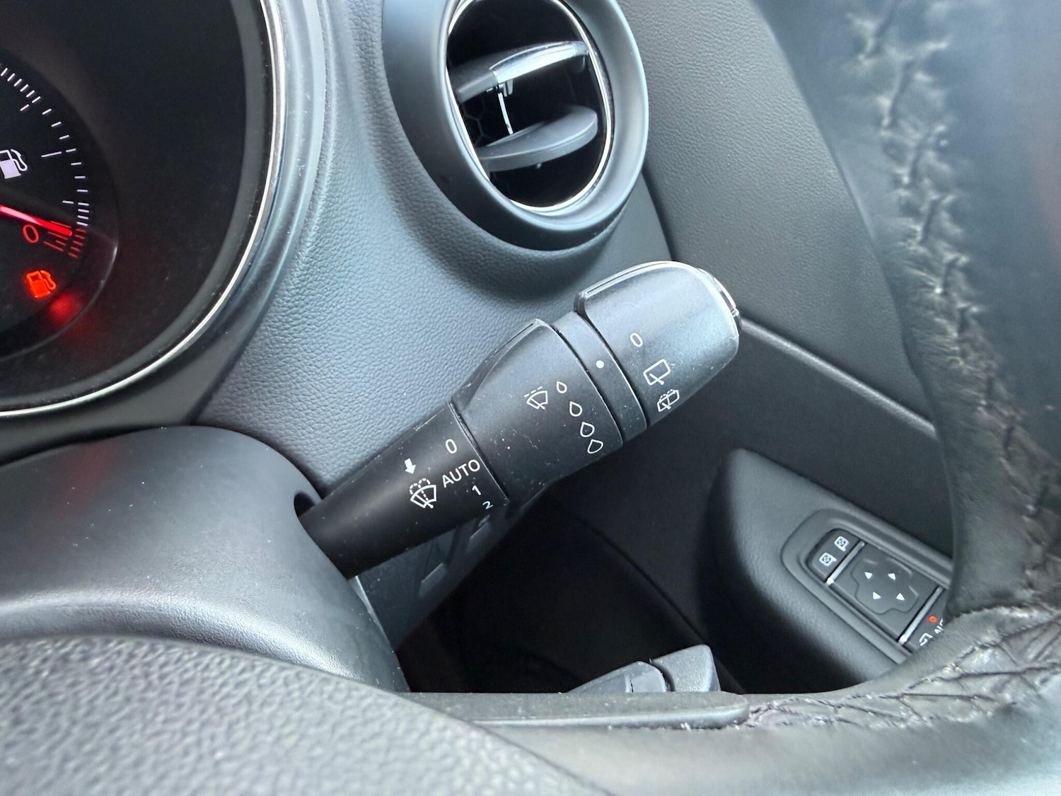 Used Renault Captur 2018 for sale - 77229661: Photo 34