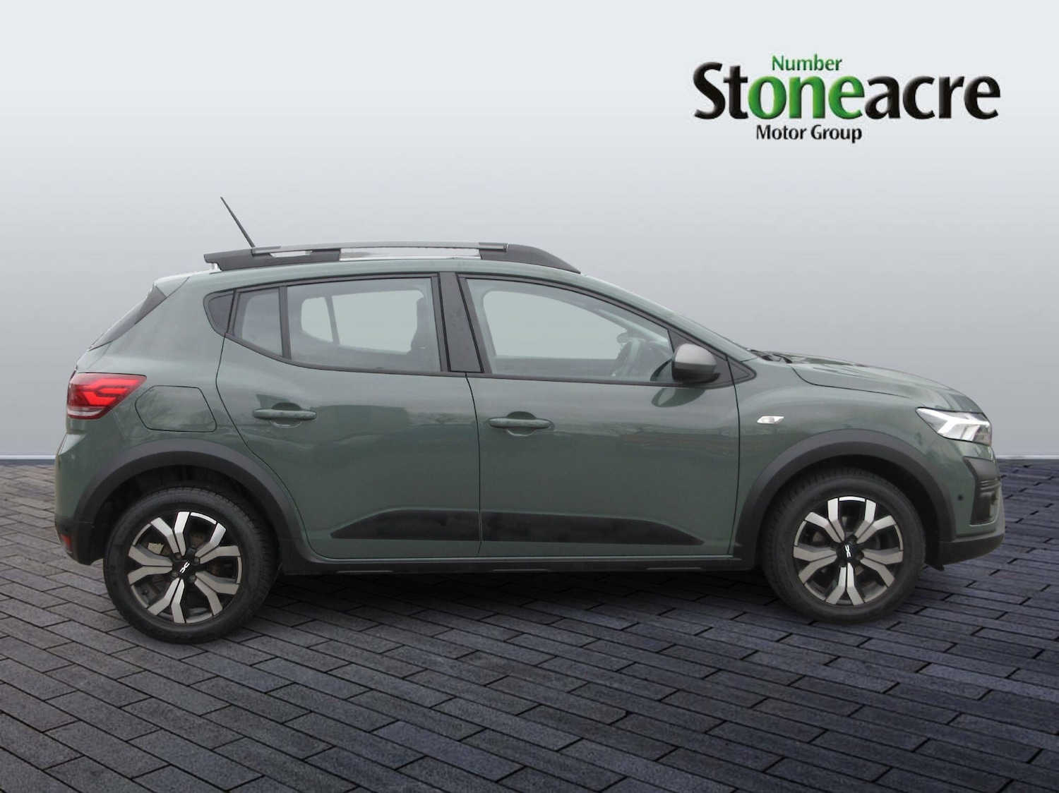 Used Dacia Sandero Stepway 2023 for sale - 77854136: Photo 2