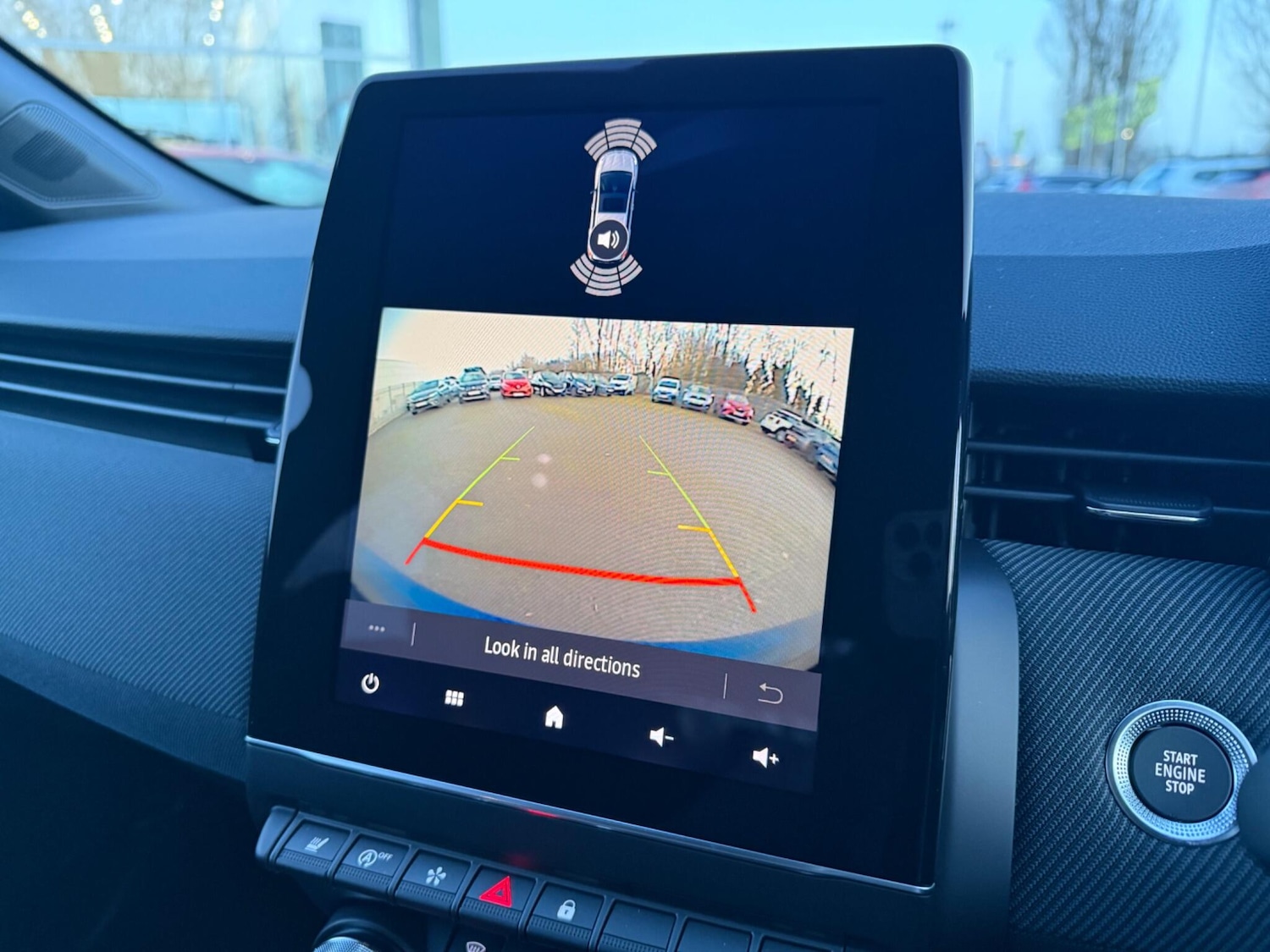 Used Renault Clio 2025 for sale - 76992243: Photo 26