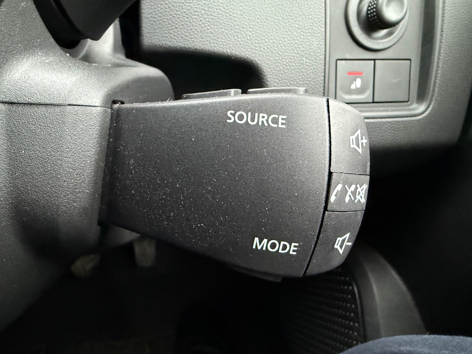 Used Dacia Duster 2023 for sale - 77611590: Photo 33