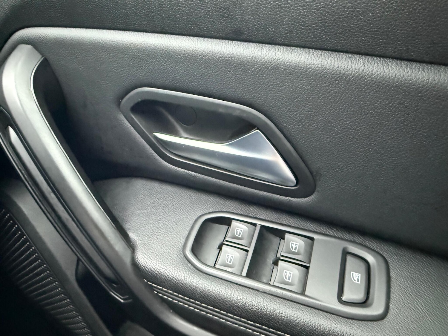 Used Dacia Duster 2023 for sale - 77611590: Photo 35