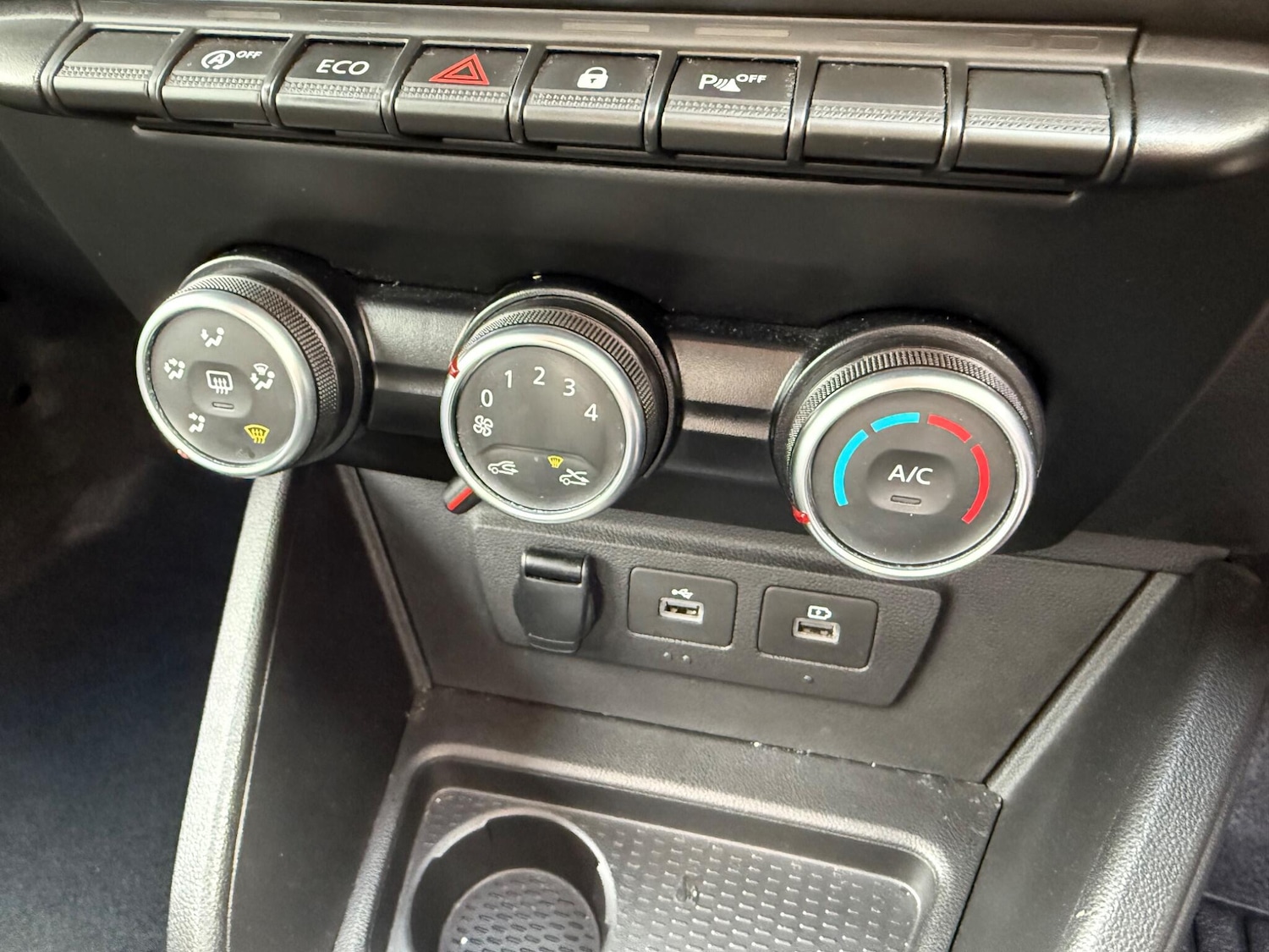 Used Dacia Duster 2022 for sale - 76122437: Photo 25