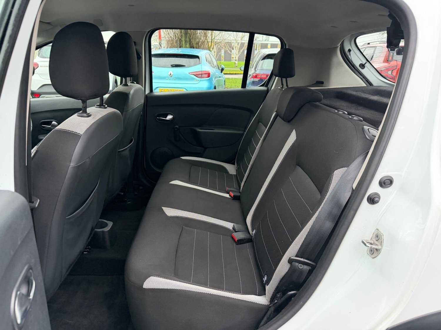 Used Dacia Sandero Stepway 2019 for sale - 77524897: Photo 14