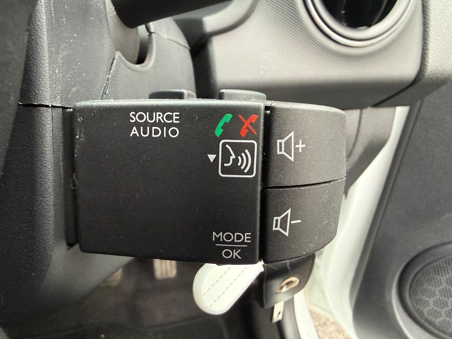 Used Dacia Sandero Stepway 2019 for sale - 77524897: Photo 19