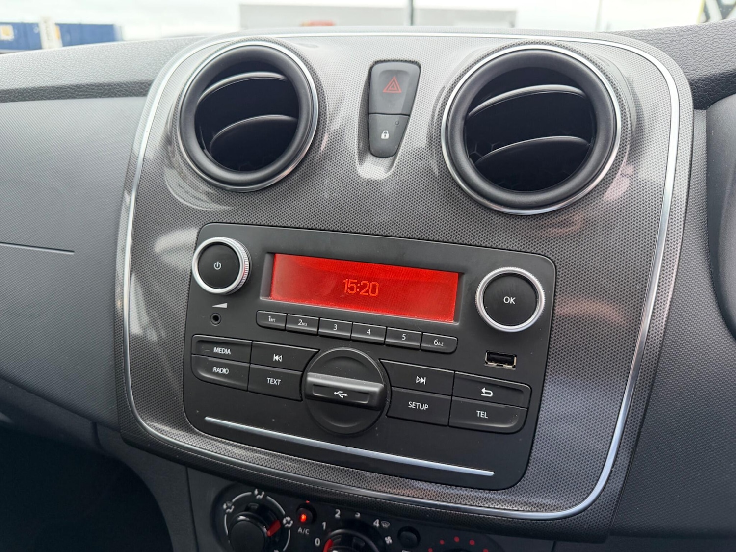 Used Dacia Sandero Stepway 2019 for sale - 77524897: Photo 25