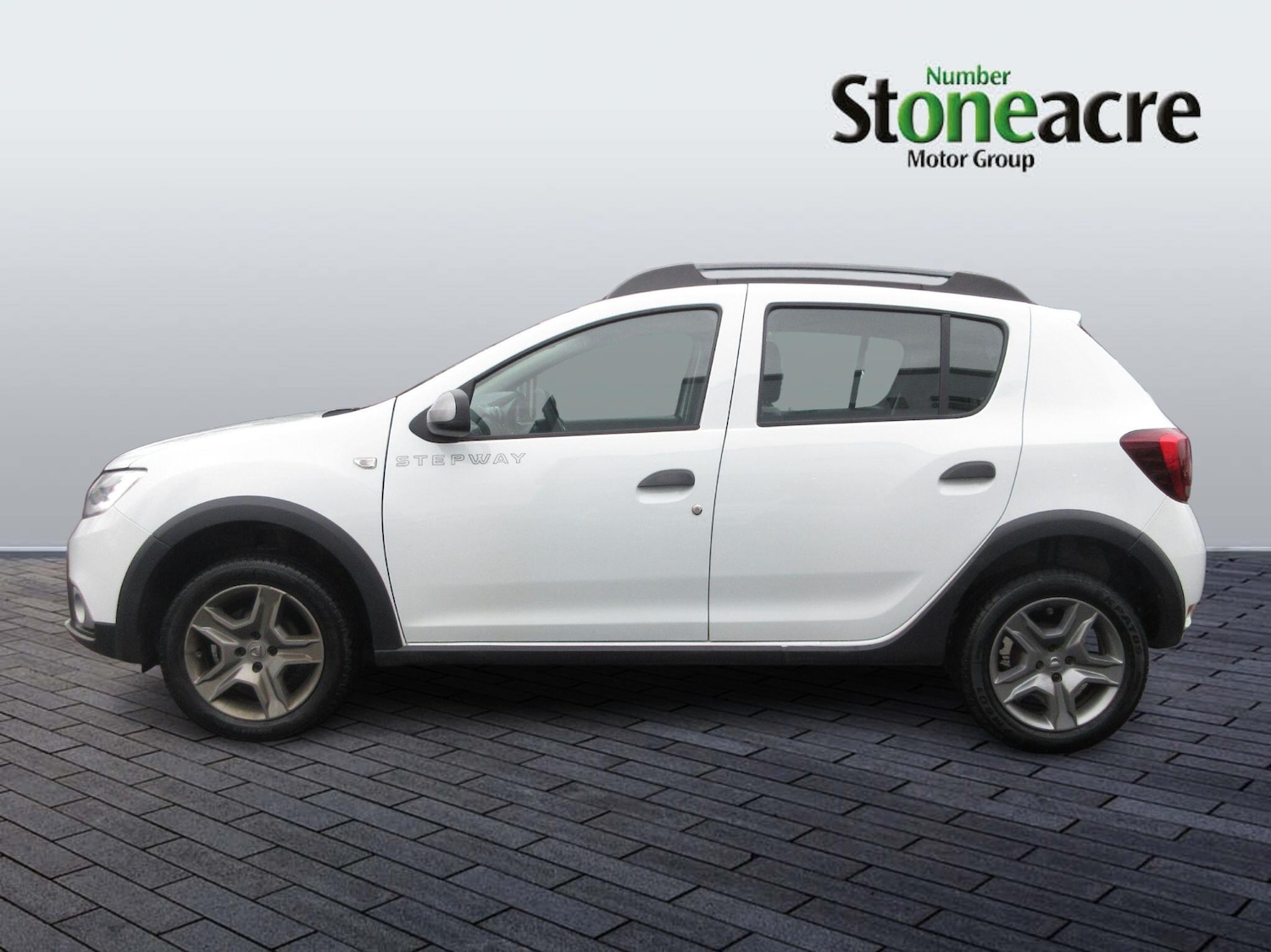 Used Dacia Sandero Stepway 2019 for sale - 77524897: Photo 3