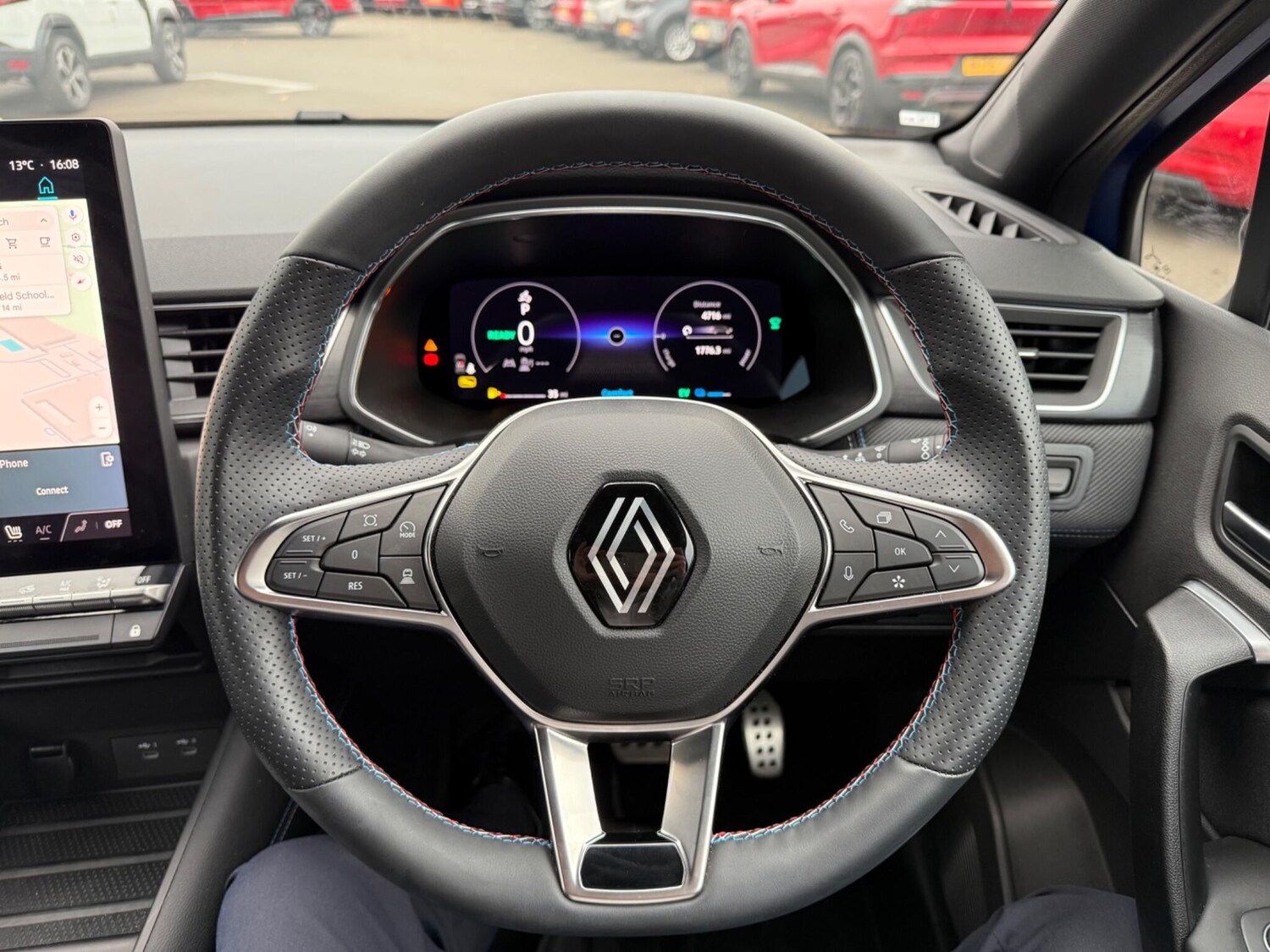 Used Renault Captur 2024 for sale - 76307575: Photo 13
