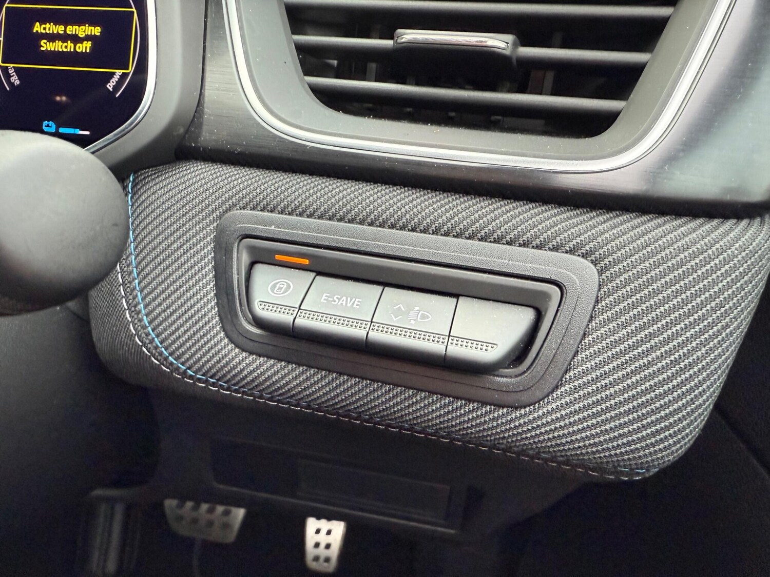 Used Renault Captur 2024 for sale - 76307575: Photo 32