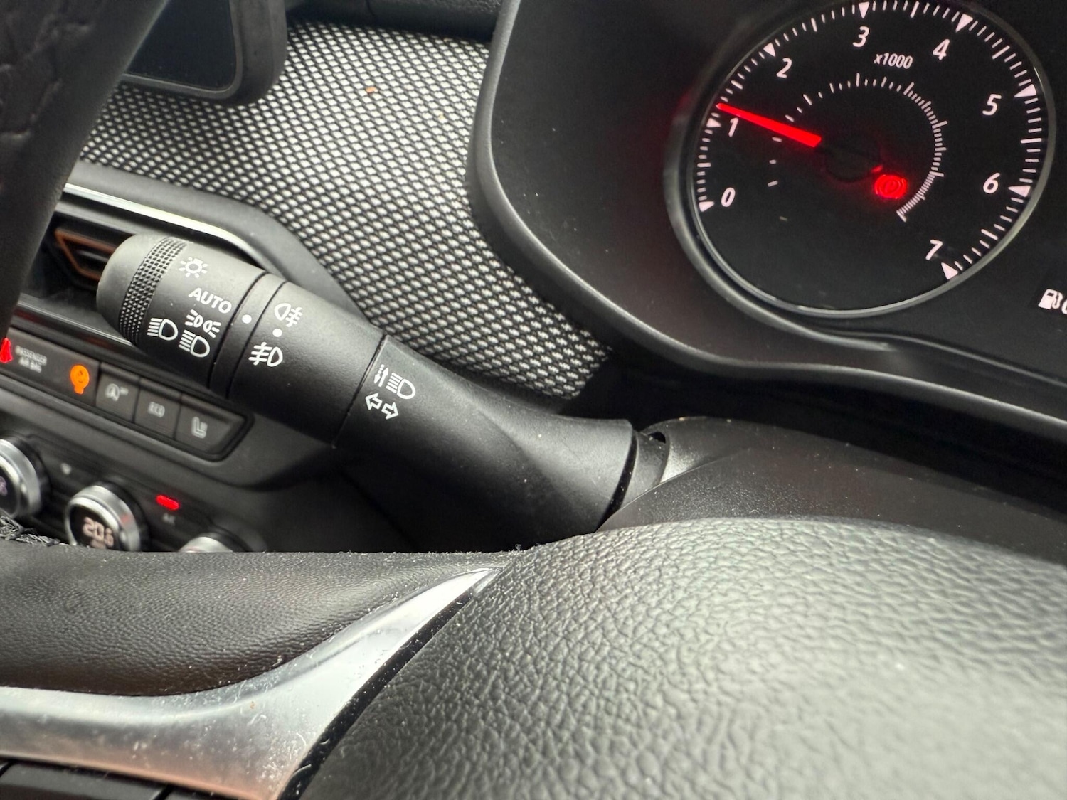 Used Dacia Sandero Stepway 2022 for sale - 77267025: Photo 38