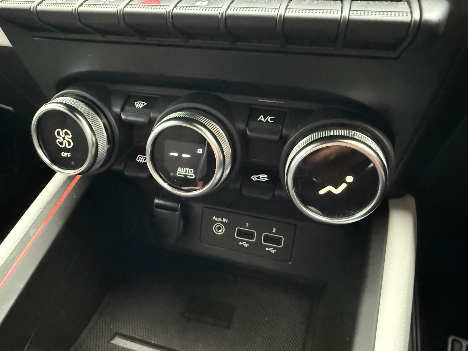 Used Renault Clio 2022 for sale - 77709930: Photo 28