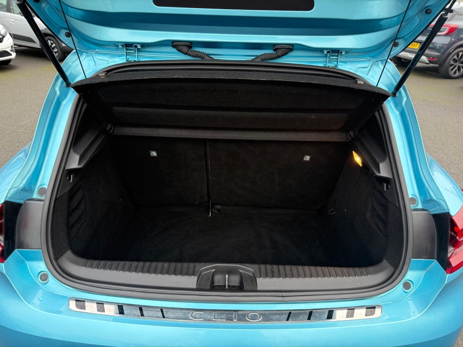 Used Renault Clio 2020 for sale - 77425752: Photo 20