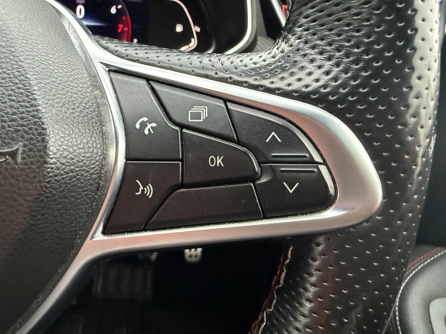 Used Renault Clio 2020 for sale - 77425752: Photo 34