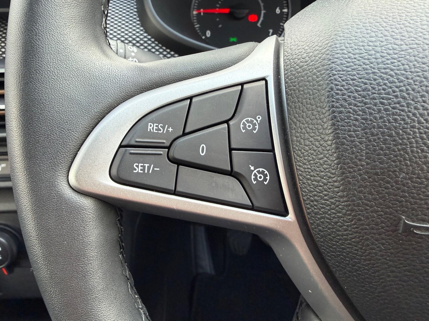 Used Dacia Sandero Stepway 2024 for sale - 77807783: Photo 33