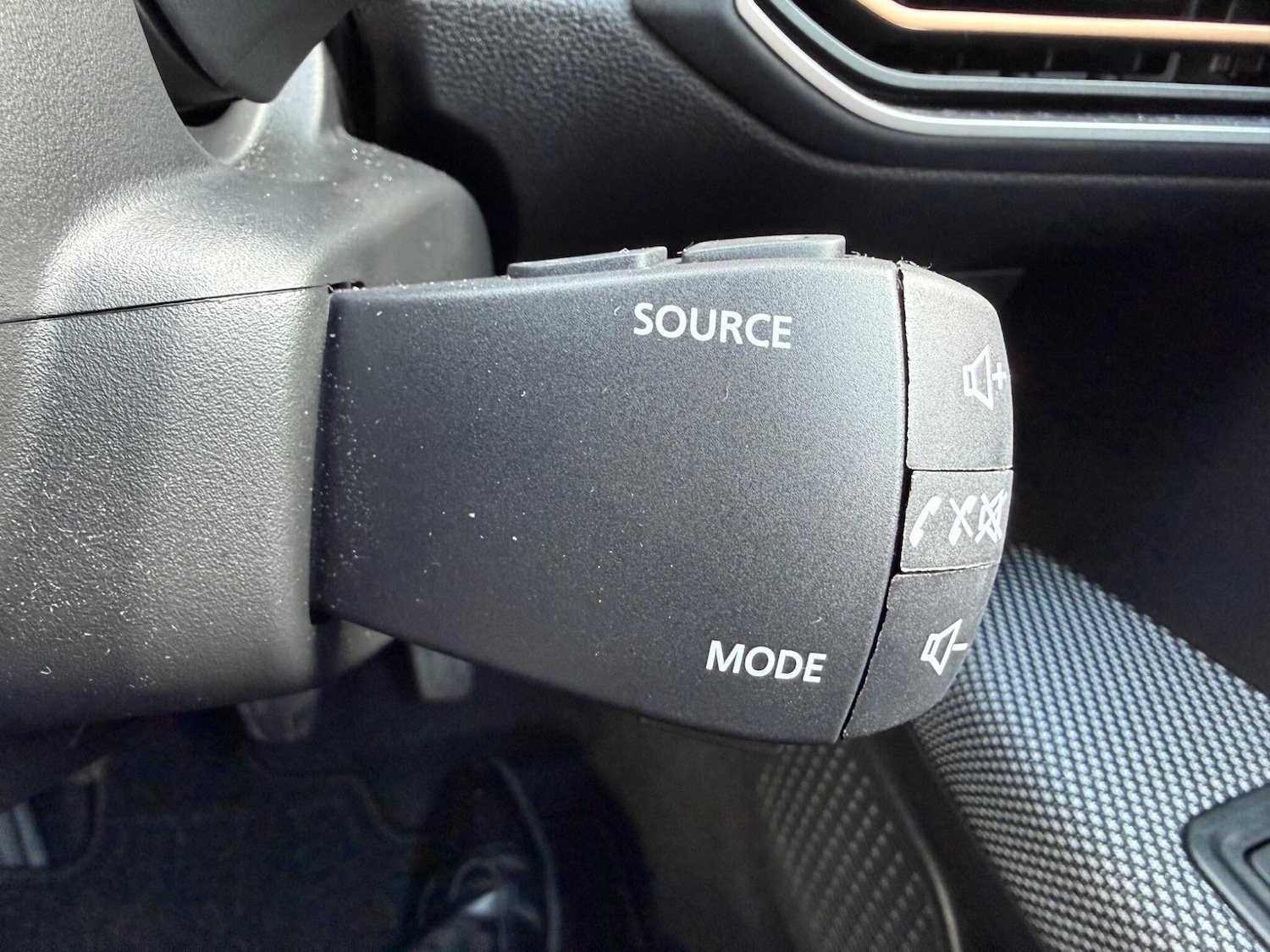 Used Dacia Sandero Stepway 2024 for sale - 77807783: Photo 37