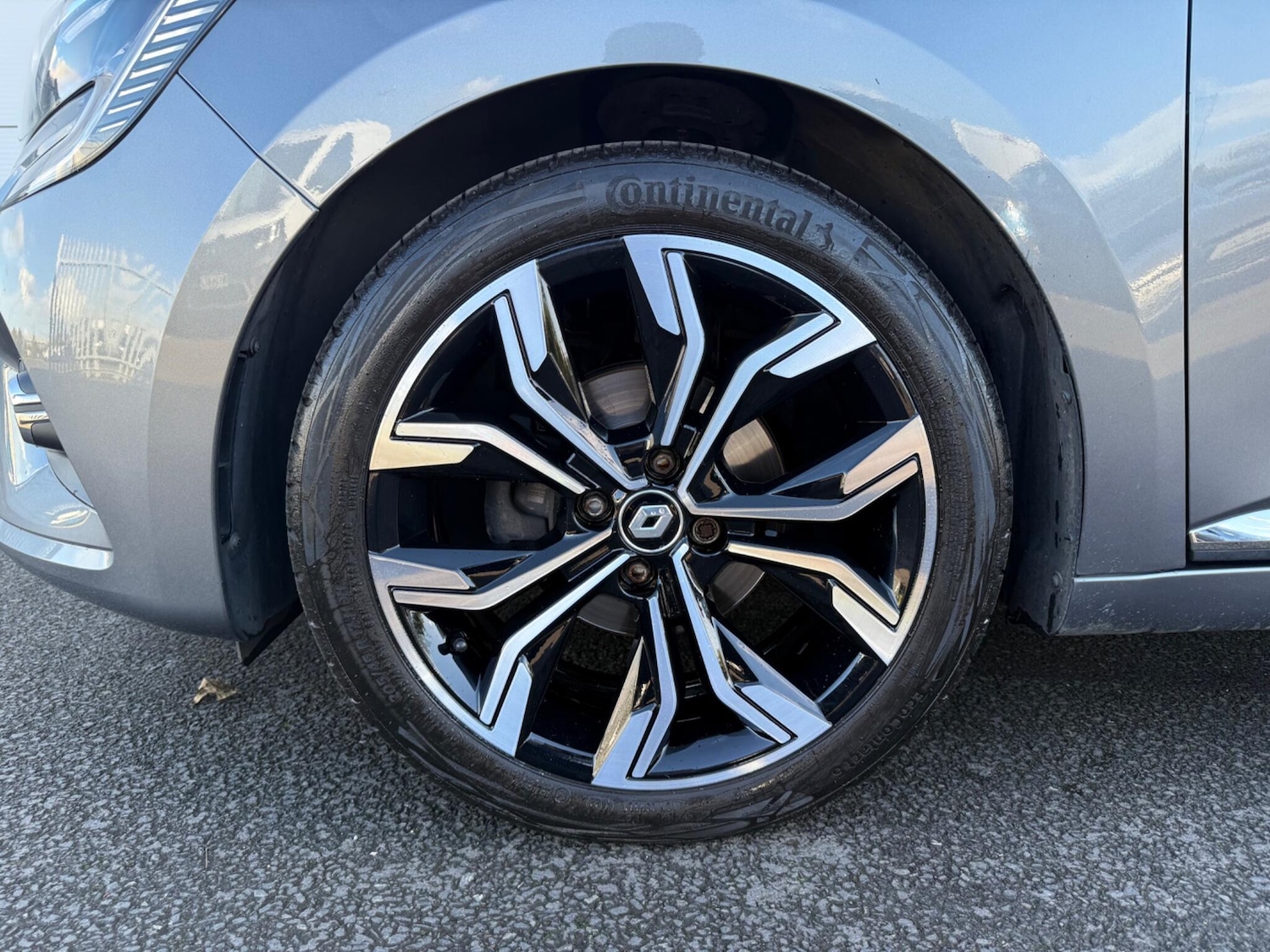 Used Renault Clio 2023 for sale - 76484733: Photo 12