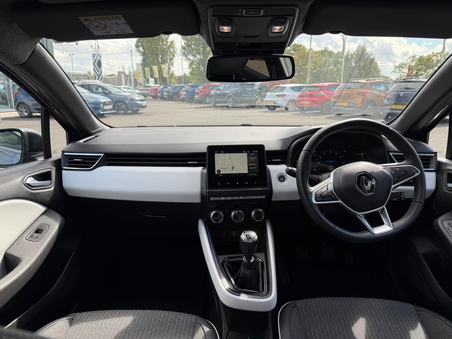 Used Renault Clio 2023 for sale - 76484733: Photo 14