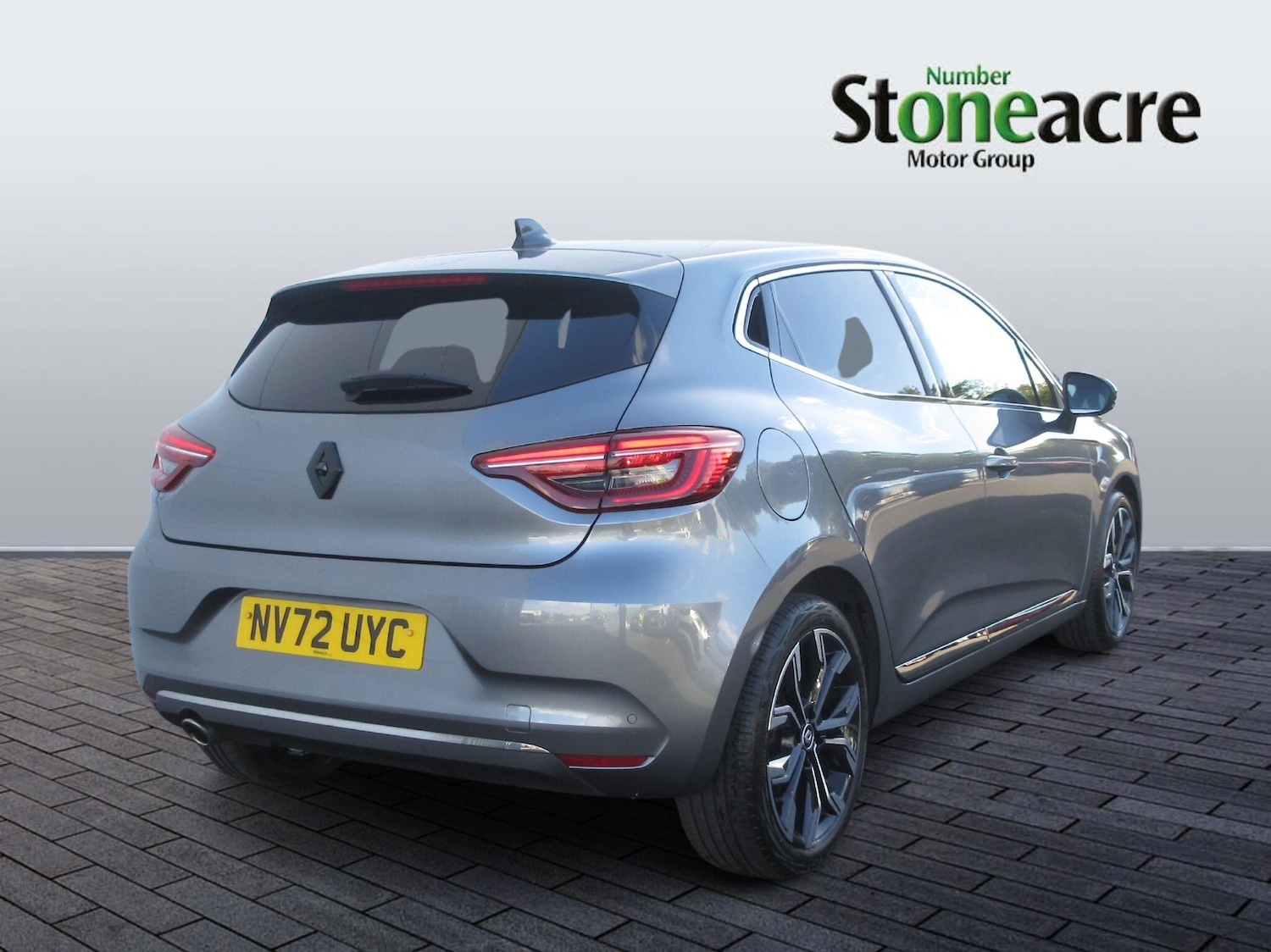 Used Renault Clio 2023 for sale - 76484733: Photo 3