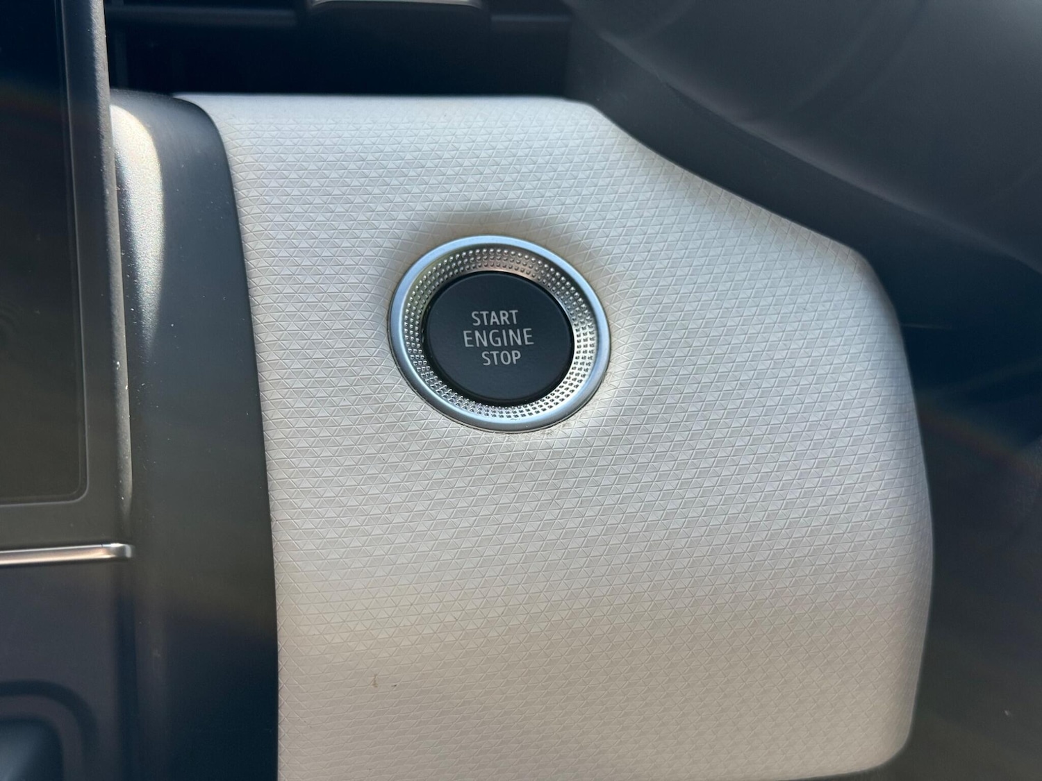 Used Renault Clio 2023 for sale - 76484733: Photo 33