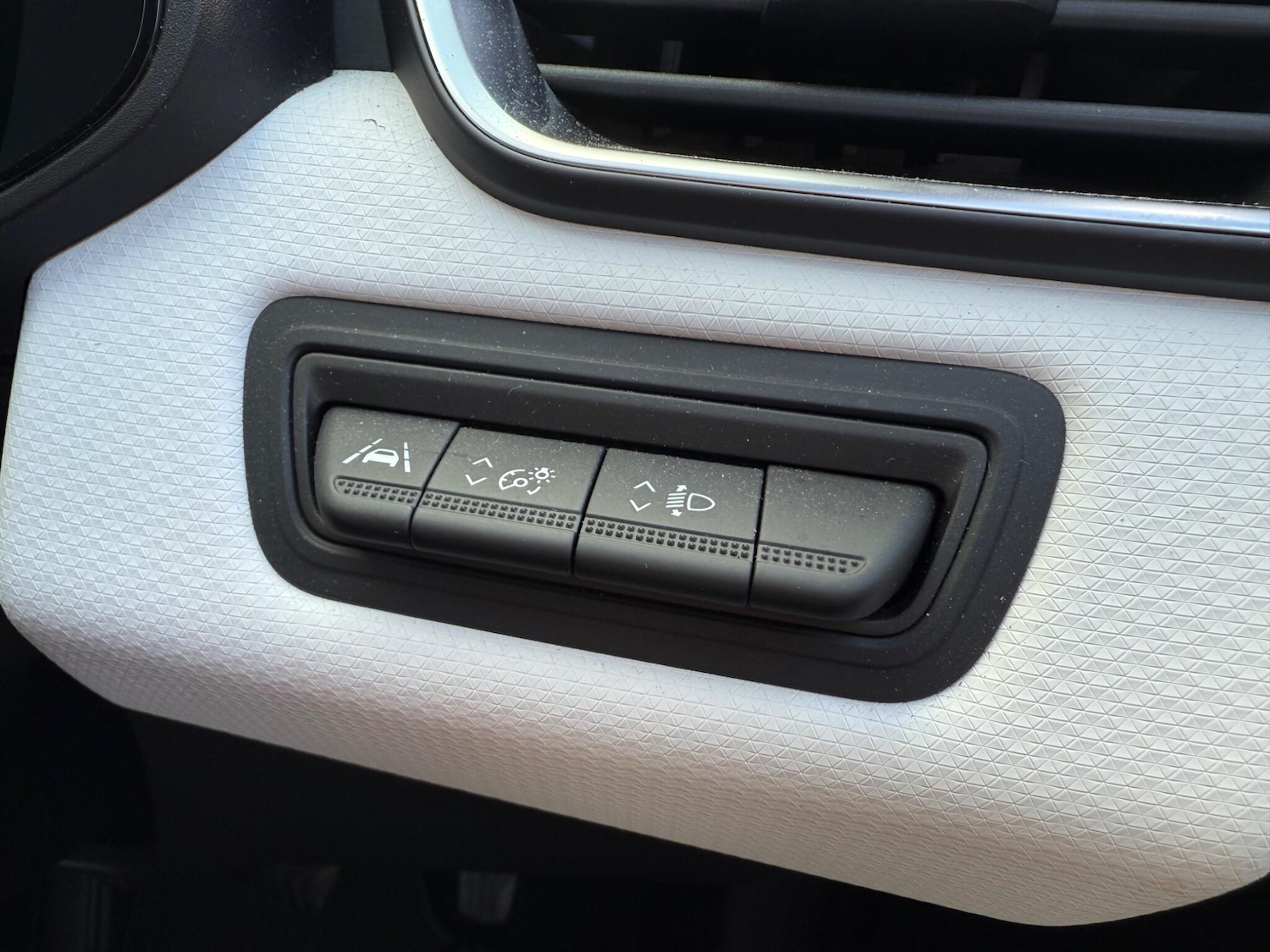 Used Renault Clio 2023 for sale - 76484733: Photo 39