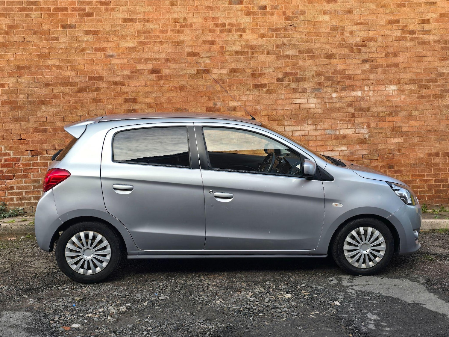 Used Mitsubishi Mirage for sale - 77769136: Photo 10