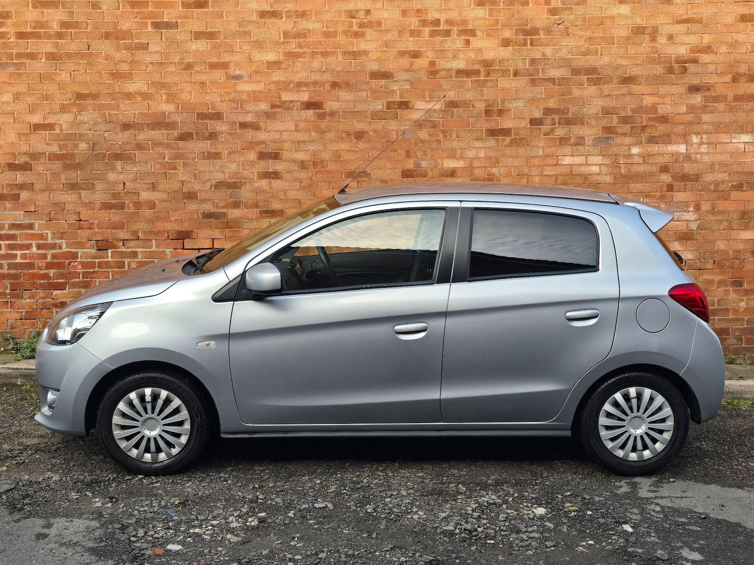 Used Mitsubishi Mirage for sale - 77769136: Photo 5