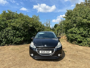 Used Peugeot 208 2015 for sale - 79413140: Photo