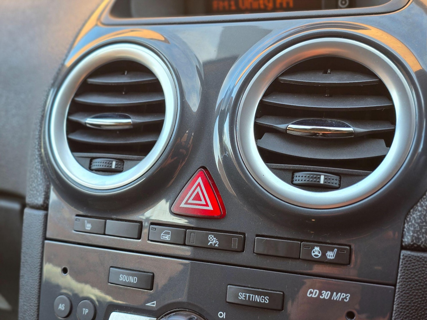 Used Vauxhall Corsa for sale - 77768359: Photo 32