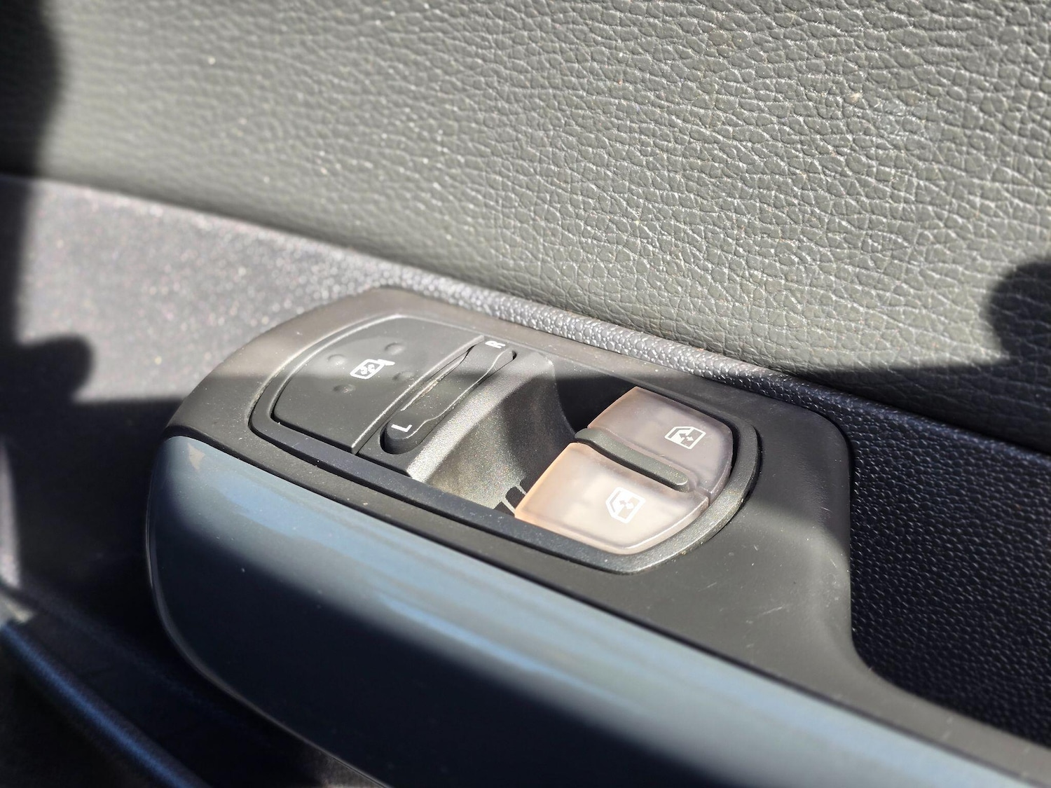 Used Vauxhall Corsa for sale - 77768359: Photo 38