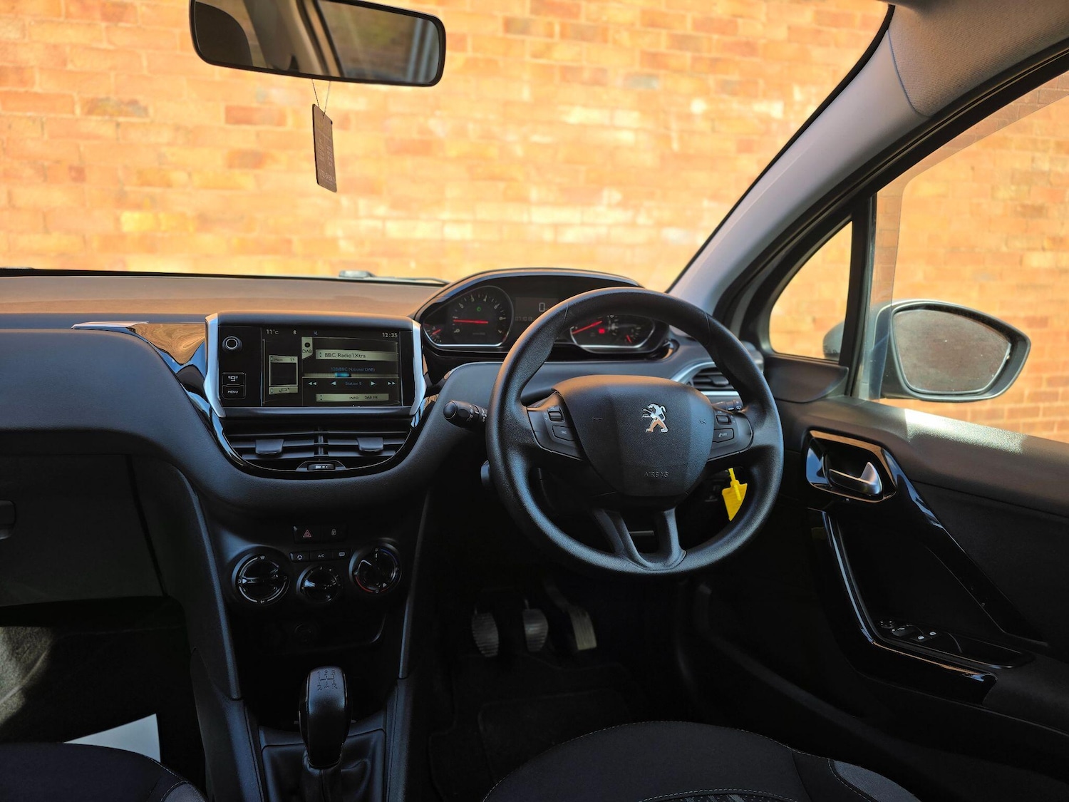 Used Peugeot 208 for sale - 77768376: Photo 21