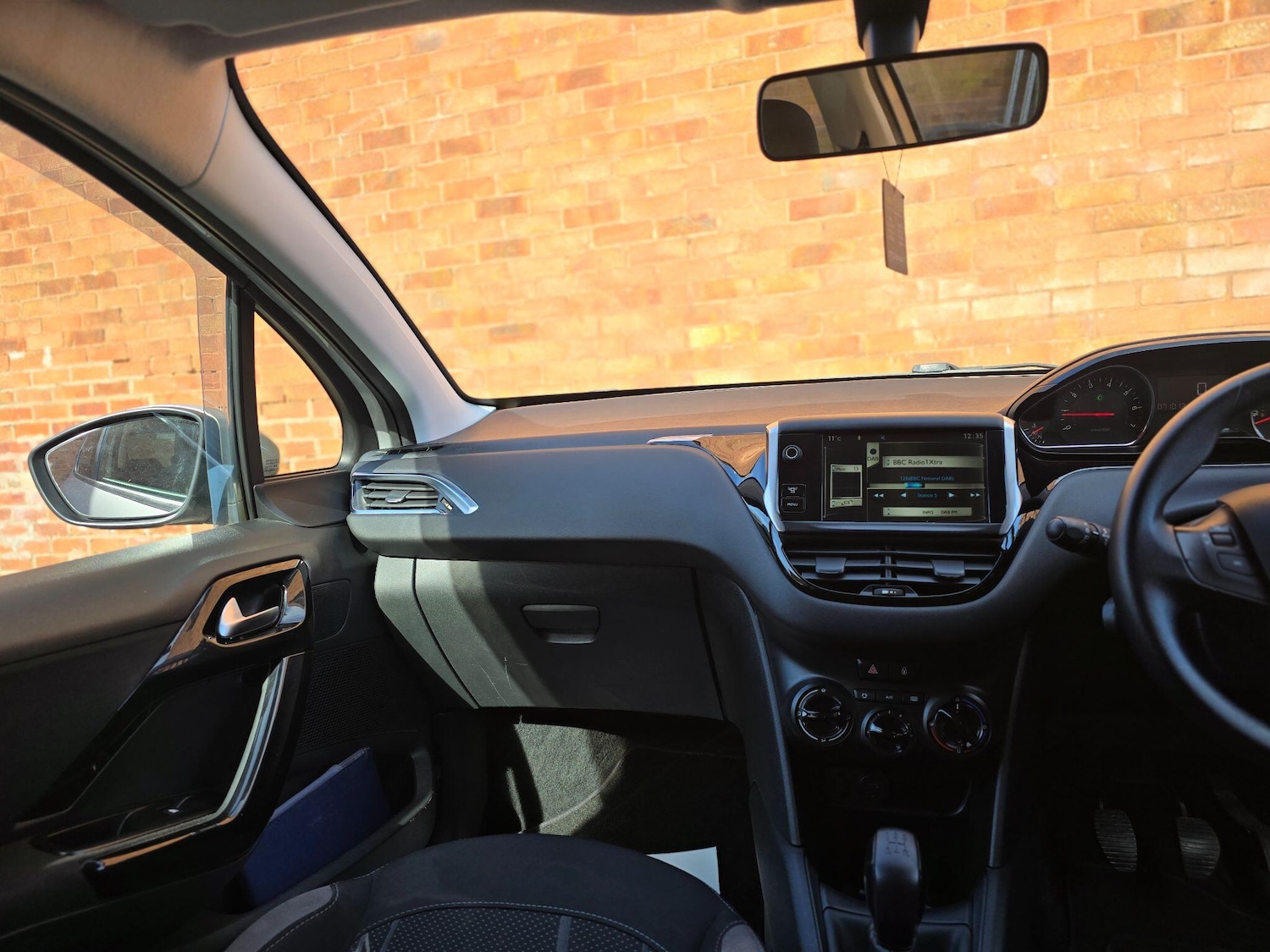 Used Peugeot 208 for sale - 77768376: Photo 22