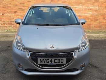 Used Peugeot 208 2014 for sale - 77768376: Photo