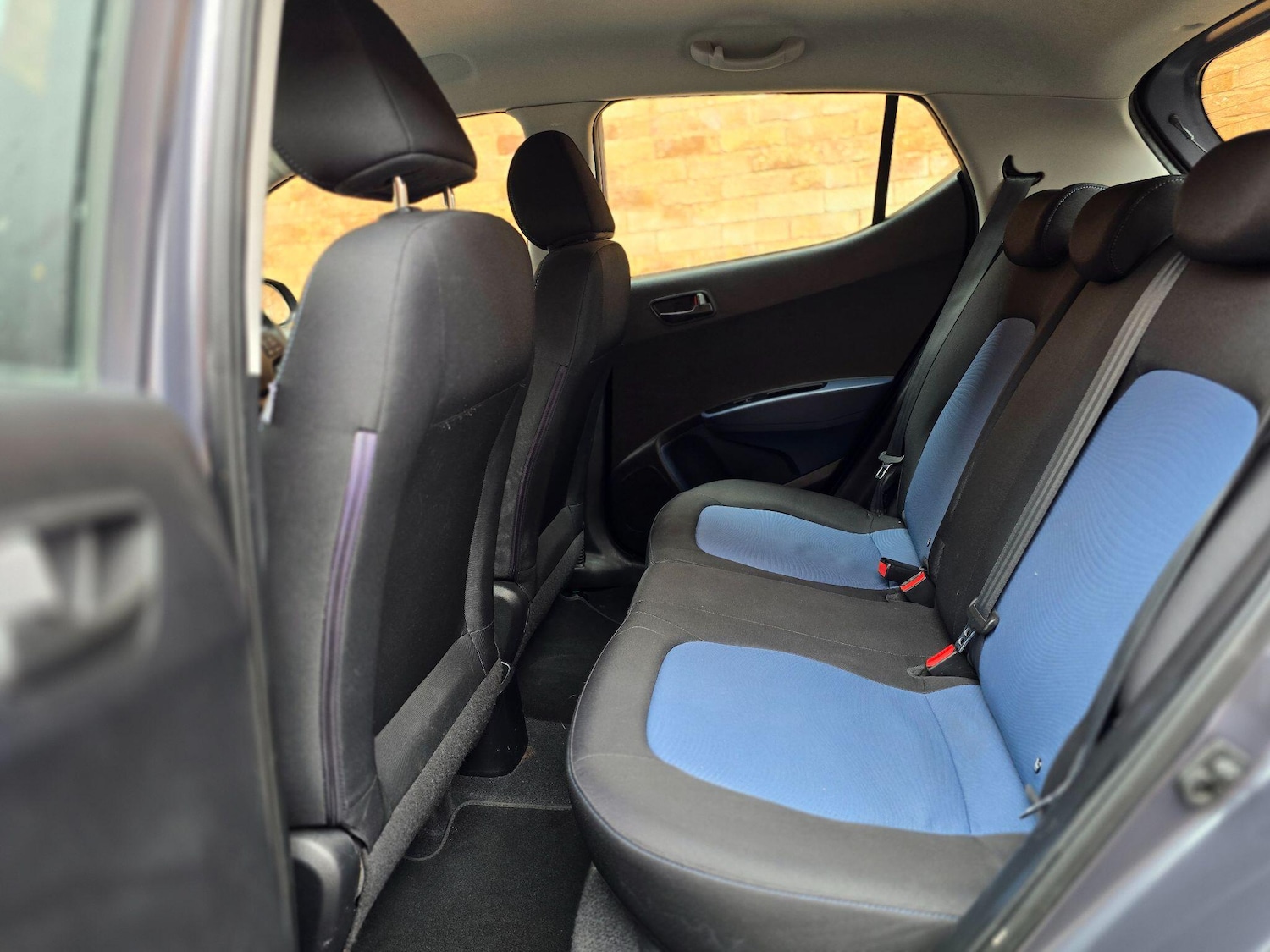 Used Hyundai i10 for sale - 77768503: Photo 19