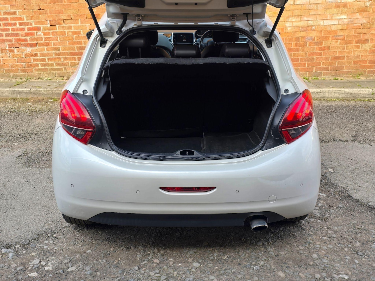 Used Peugeot 208 for sale - 77769794: Photo 8