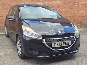 Used Peugeot 208 2013 for sale - 78922225: Photo