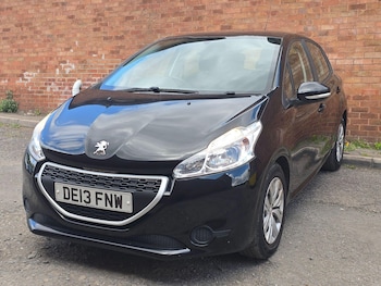 Used Peugeot 208 2013 for sale - 78922225: Photo