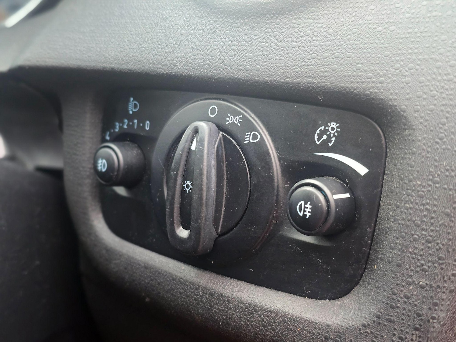 Used Ford Fiesta for sale - 77769799: Photo 27