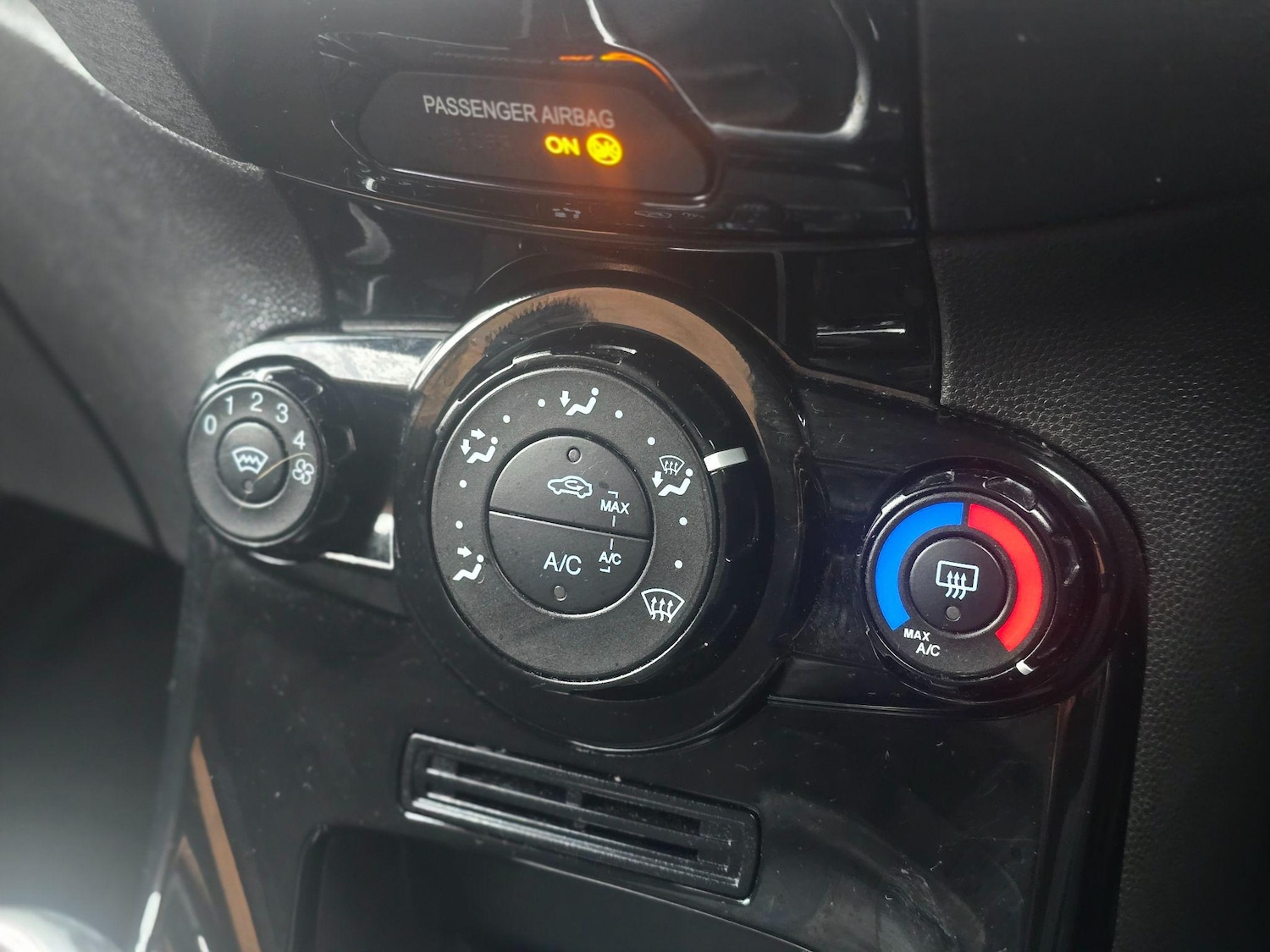 Used Ford Fiesta for sale - 77769799: Photo 32