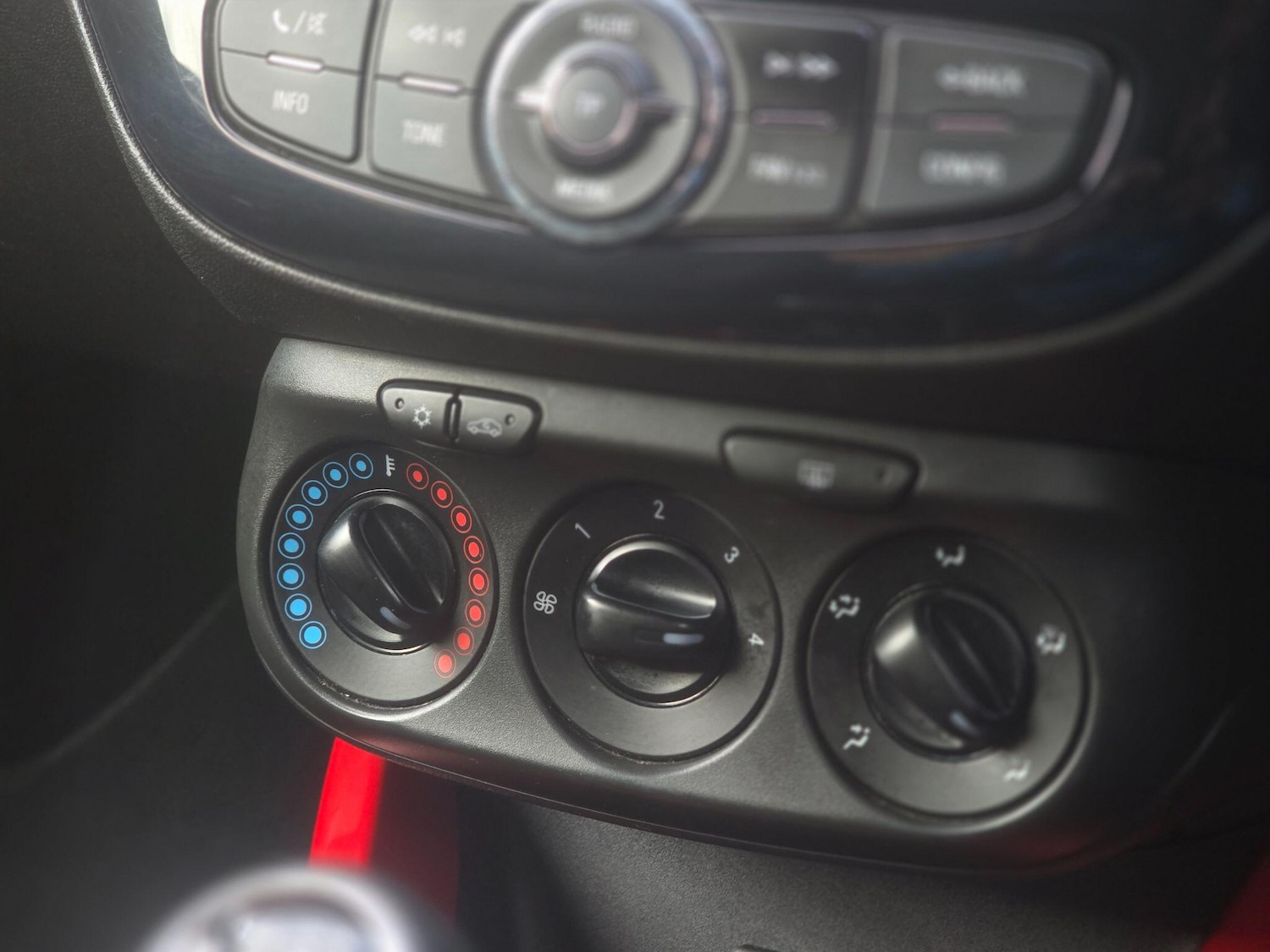 Used Vauxhall ADAM for sale - 77768349: Photo 31