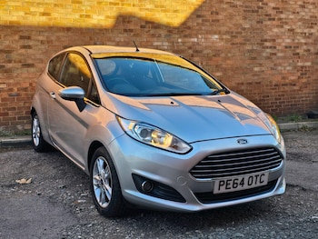 Used Ford Fiesta 2014 for sale - 78610070: Photo