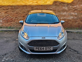 Used Ford Fiesta 2014 for sale - 78610070: Photo