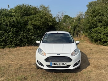 Used Ford Fiesta 2013 for sale - 79540102: Photo
