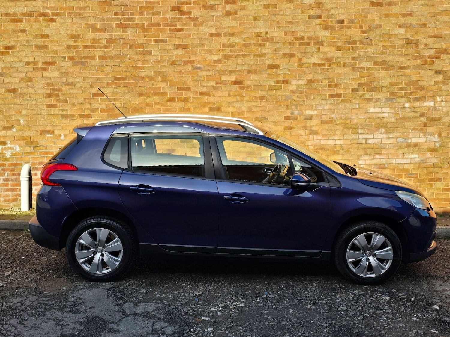 Used Peugeot 2008 for sale - 77769394: Photo 10