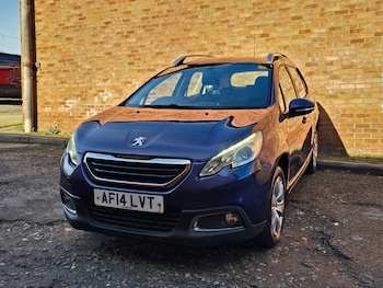 Used Peugeot 2008 2014 for sale - 77769394: Photo