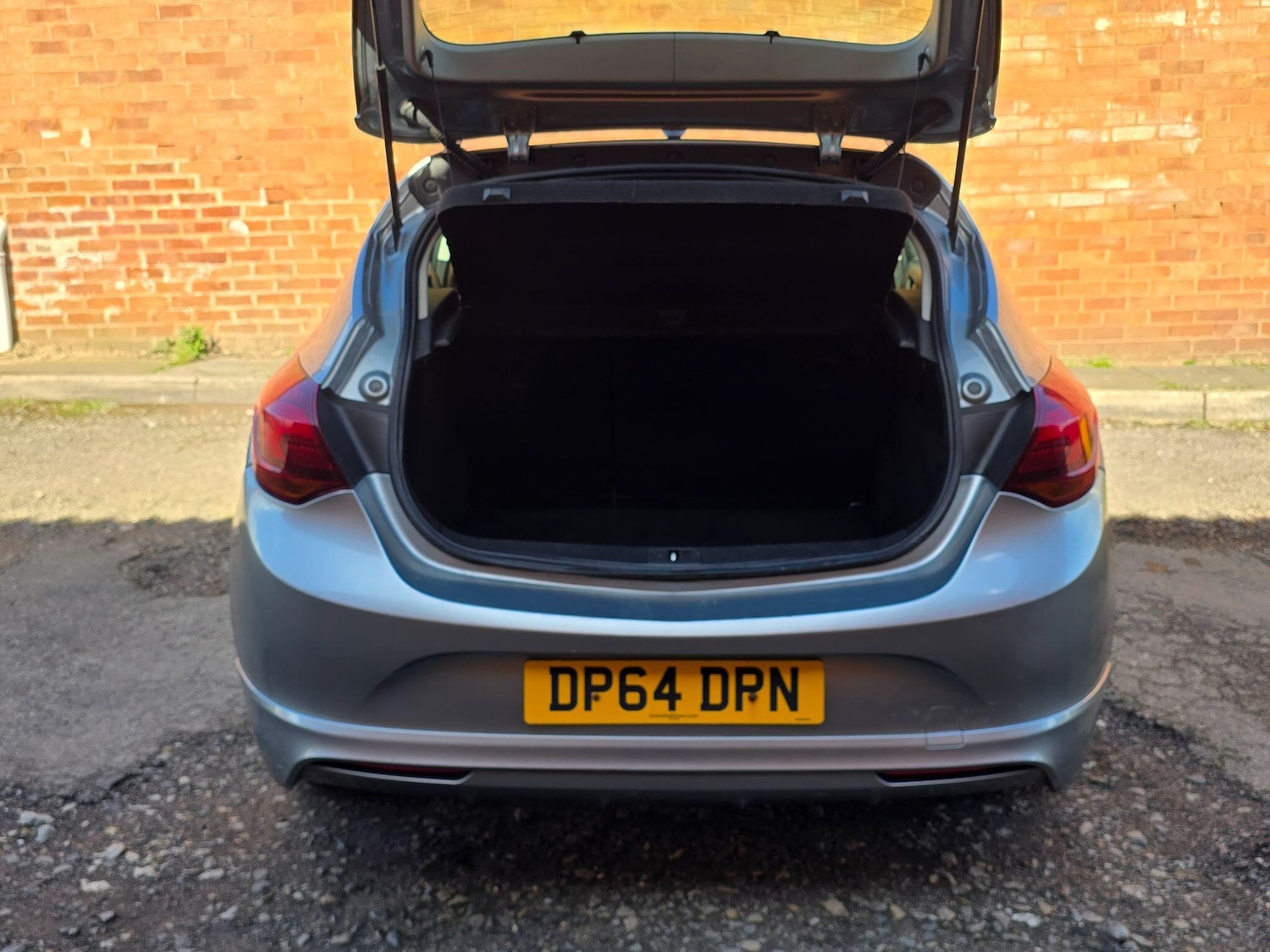 Used Vauxhall Astra for sale - 78219975: Photo 8