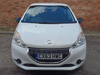 Used Peugeot 208 2013 for sale - 78475494: Photo